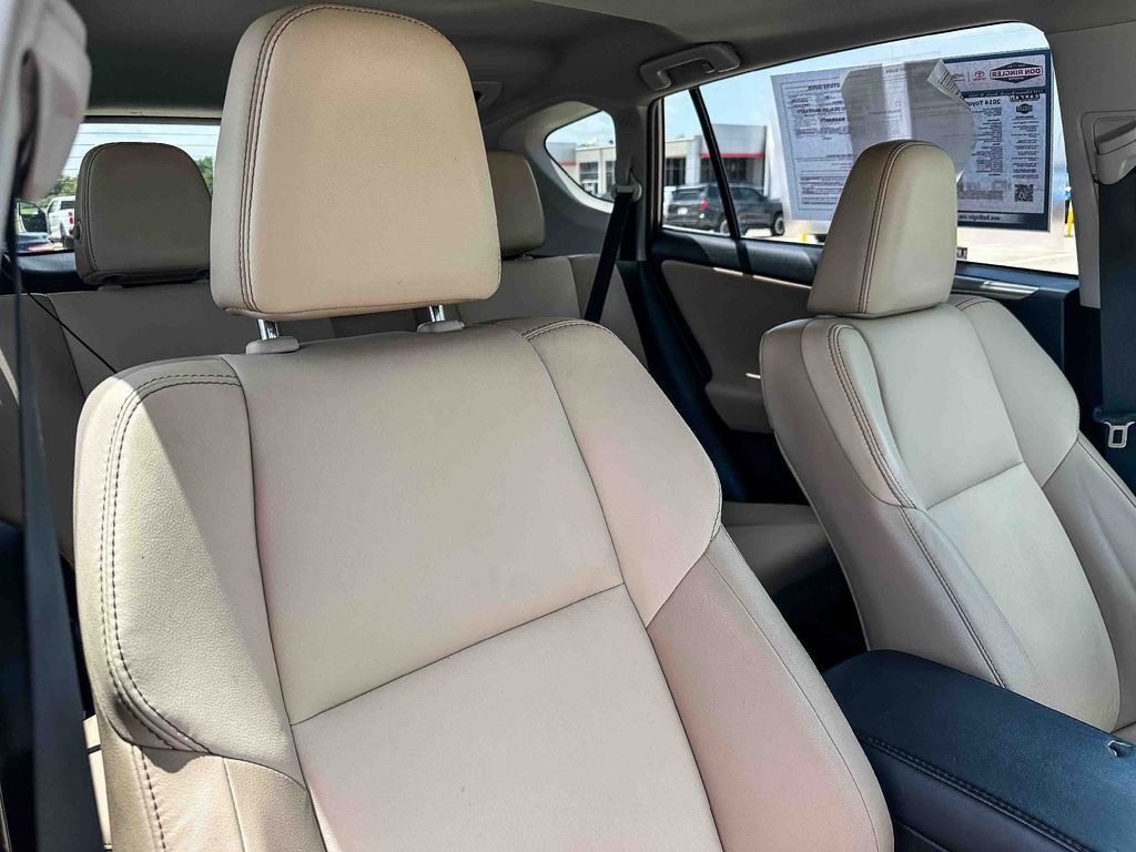 Used 2014 Toyota RAV4 Limited w/ Technology Package FWD image 24