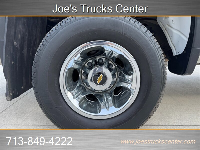 Used 2021 Chevrolet Silverado 3500 LTZ w/ LTZ Convenience Package AWD/4WD image 53