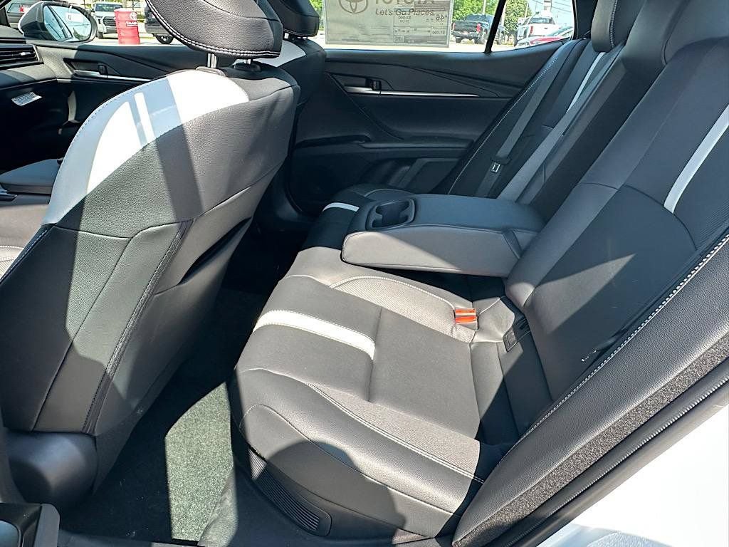 New 2026 Toyota Camry SE w/ Multimedia Upgrade Package AWD/4WD image 12