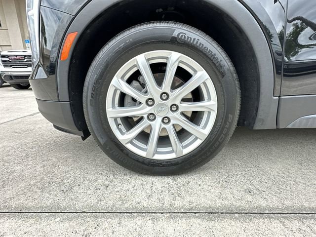 Certified 2022 Cadillac XT4 Luxury w/ Driver Awareness Package image 18