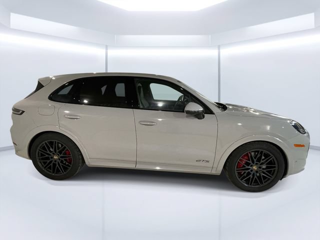 Certified 2025 Porsche Cayenne GTS AWD/4WD image 8
