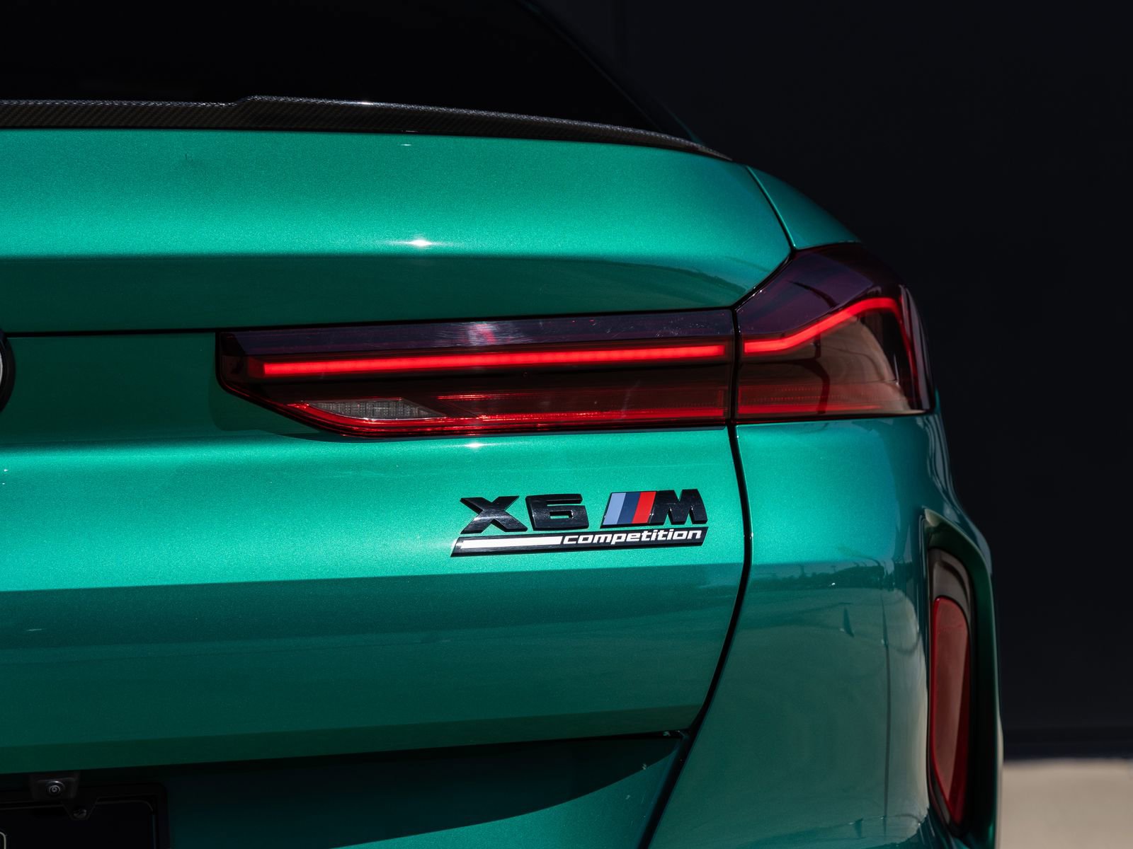 Used 2025 BMW X6 M Competition w/ Executive Package image 12