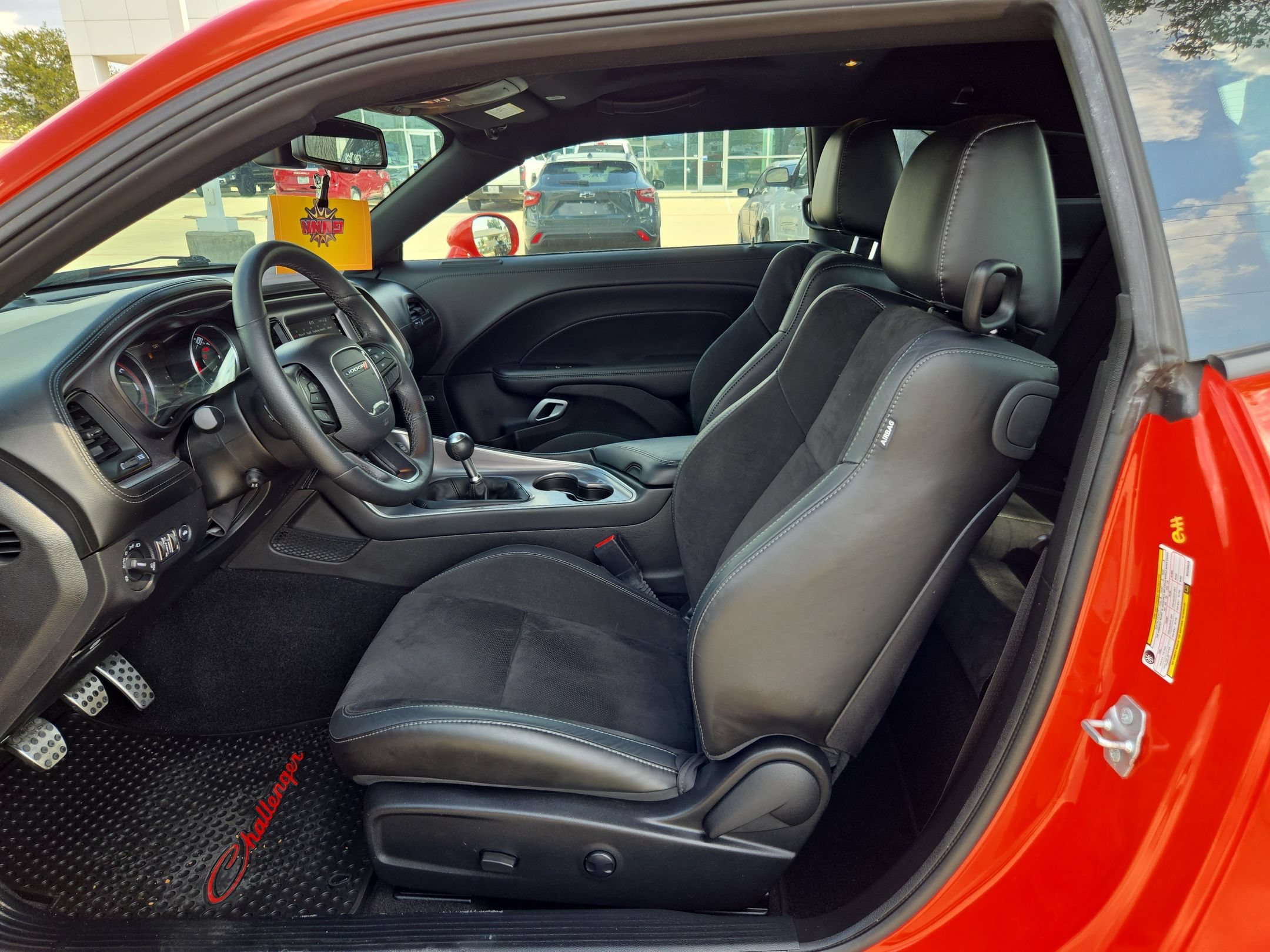 Used 2022 Dodge Challenger R/T w/ Plus Package RWD image 9