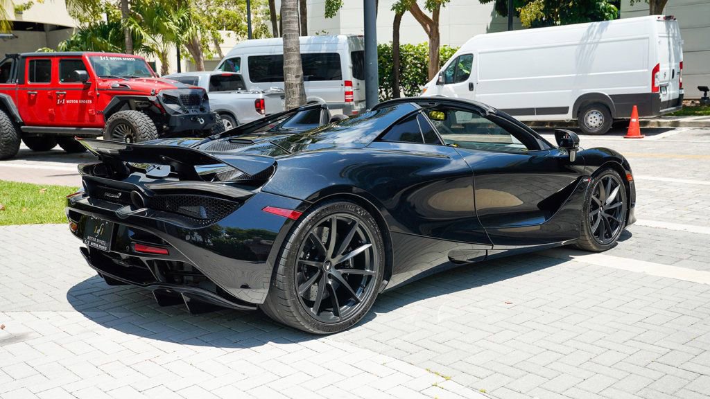 Used 2021 McLaren 720S Spider RWD image 21