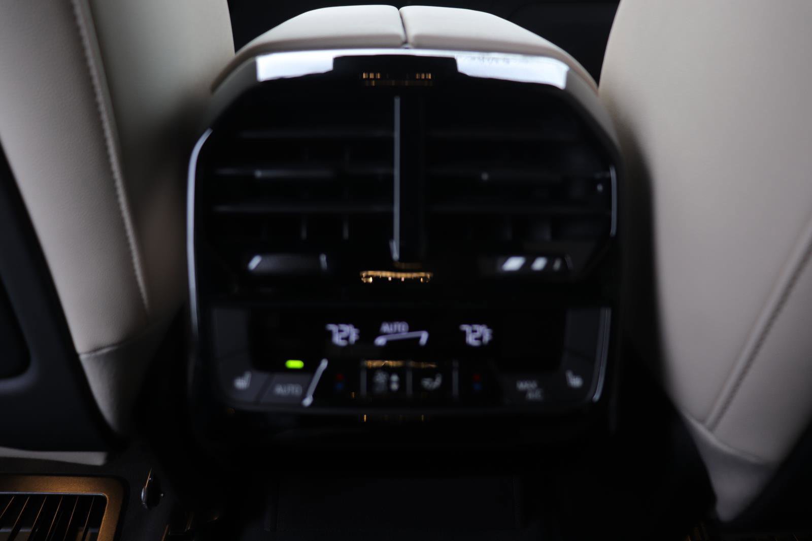 Used 2026 BMW iX xDrive45 image 22