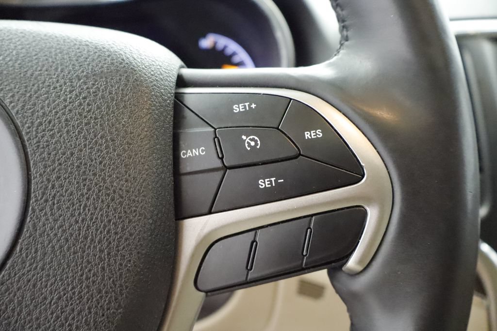 Certified 2018 Jeep Grand Cherokee Limited AWD/4WD image 28
