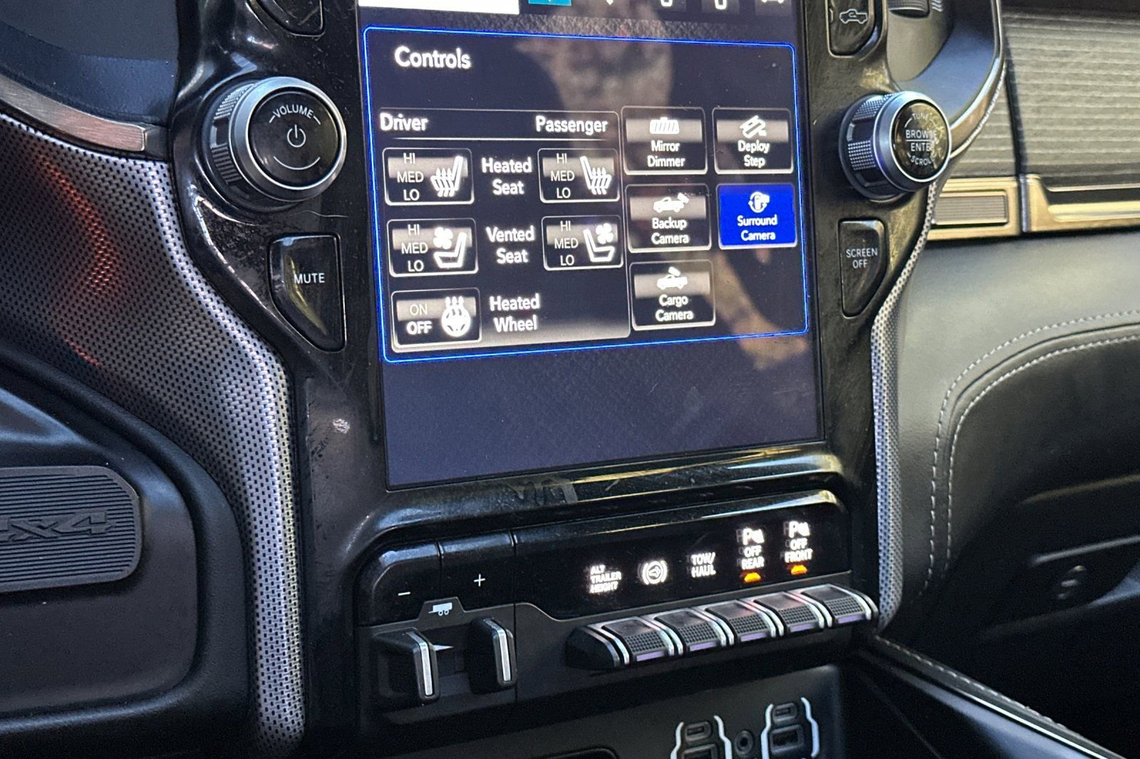 Used 2021 RAM 2500 Limited w/ Safety Group image 21