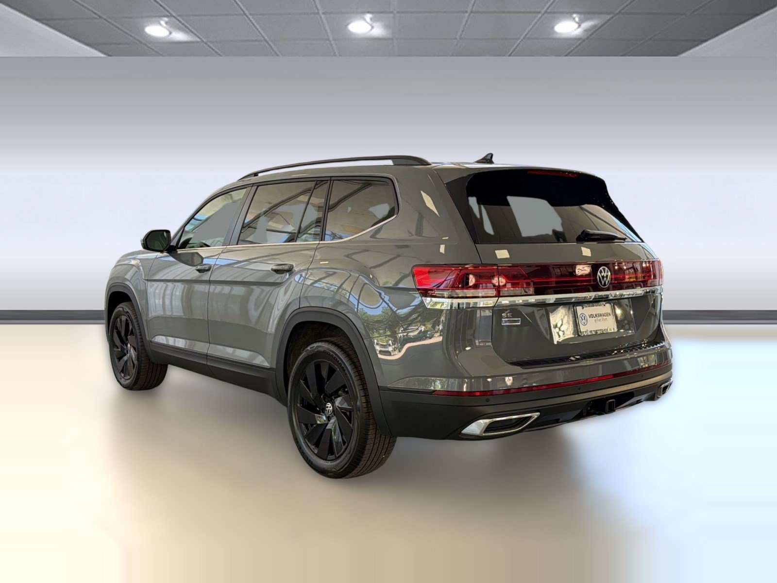 New 2026 Volkswagen Atlas SE FWD image 3