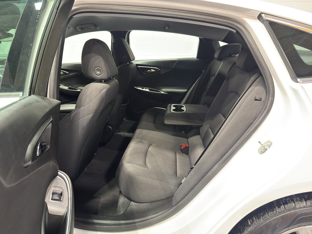Used 2024 Chevrolet Malibu LT image 11