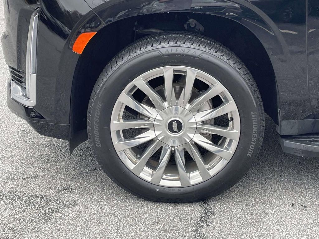 Certified 2024 Cadillac Escalade ESV Premium Luxury image 9