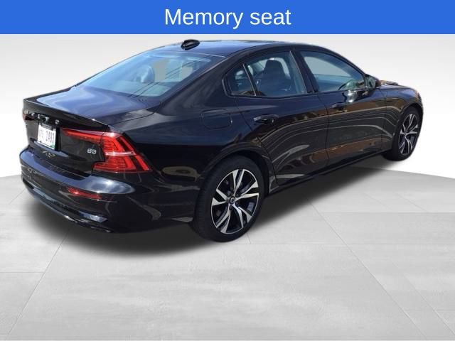 Used 2024 Volvo S60 B5 Core image 6