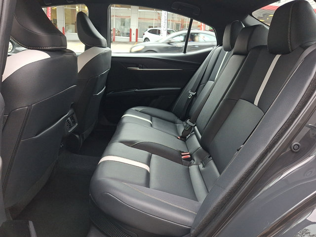 Used 2025 Toyota Camry SE FWD image 10