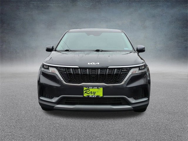 Used 2024 Kia Carnival LX image 4