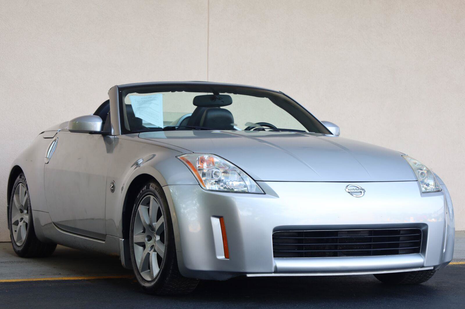 Used 2004 Nissan 350Z Touring RWD image 12