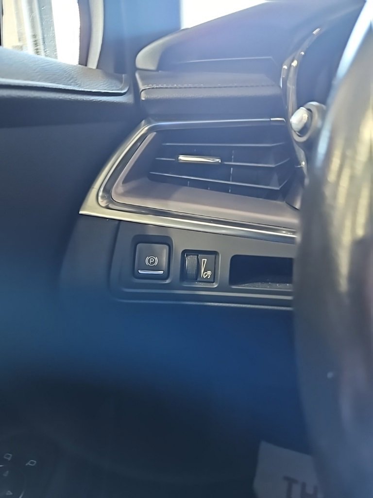 Used 2023 Cadillac XT5 Luxury image 34