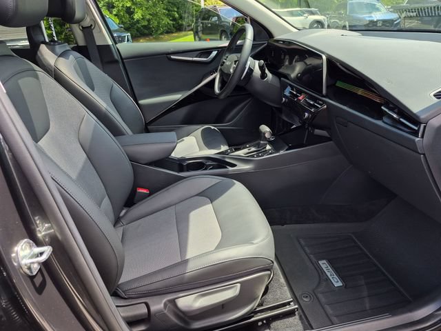 Used 2024 Kia Niro EX Touring FWD image 27