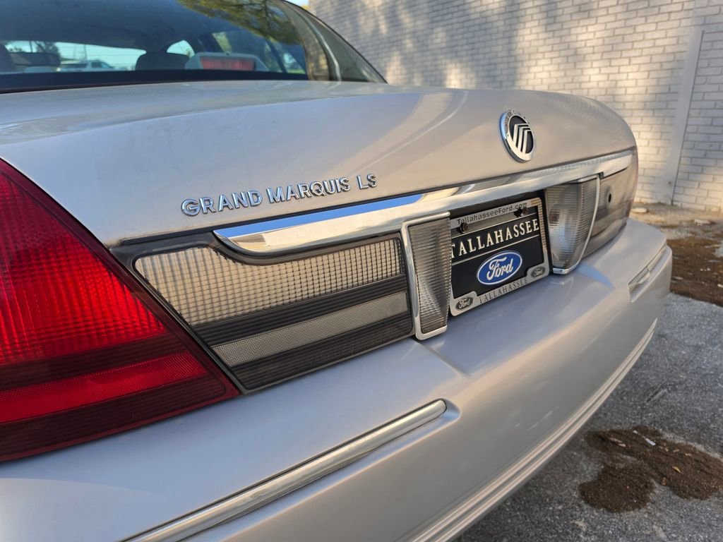 Used 2011 Mercury Grand Marquis LS image 18