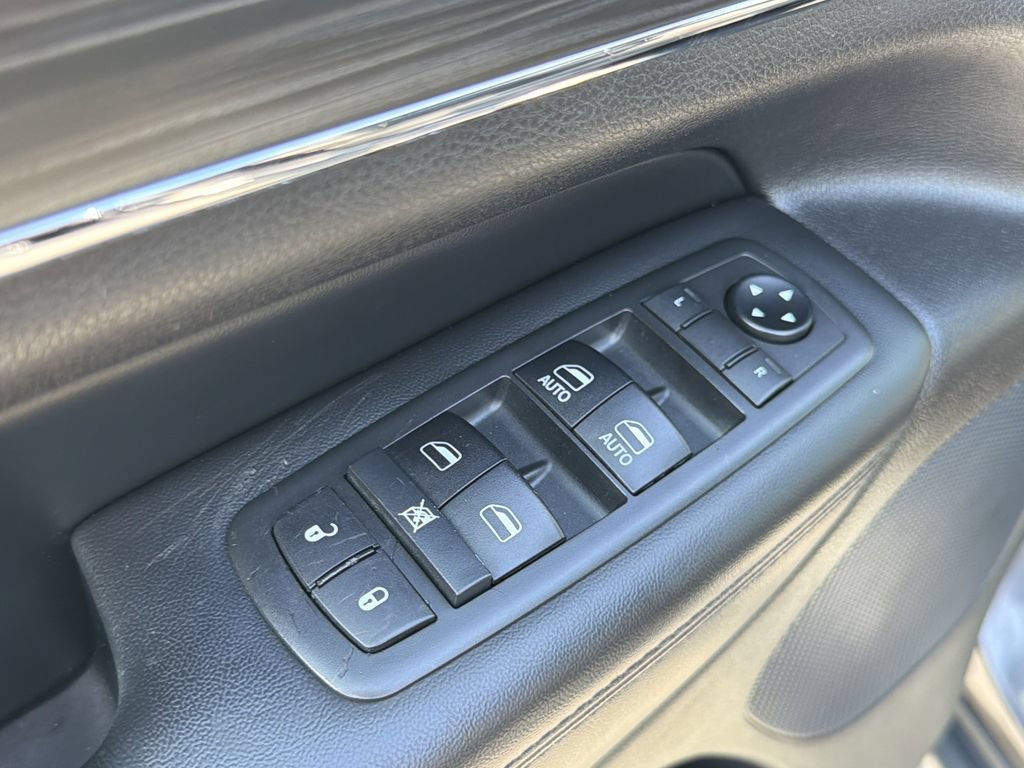 Used 2019 Jeep Grand Cherokee Limited RWD image 23