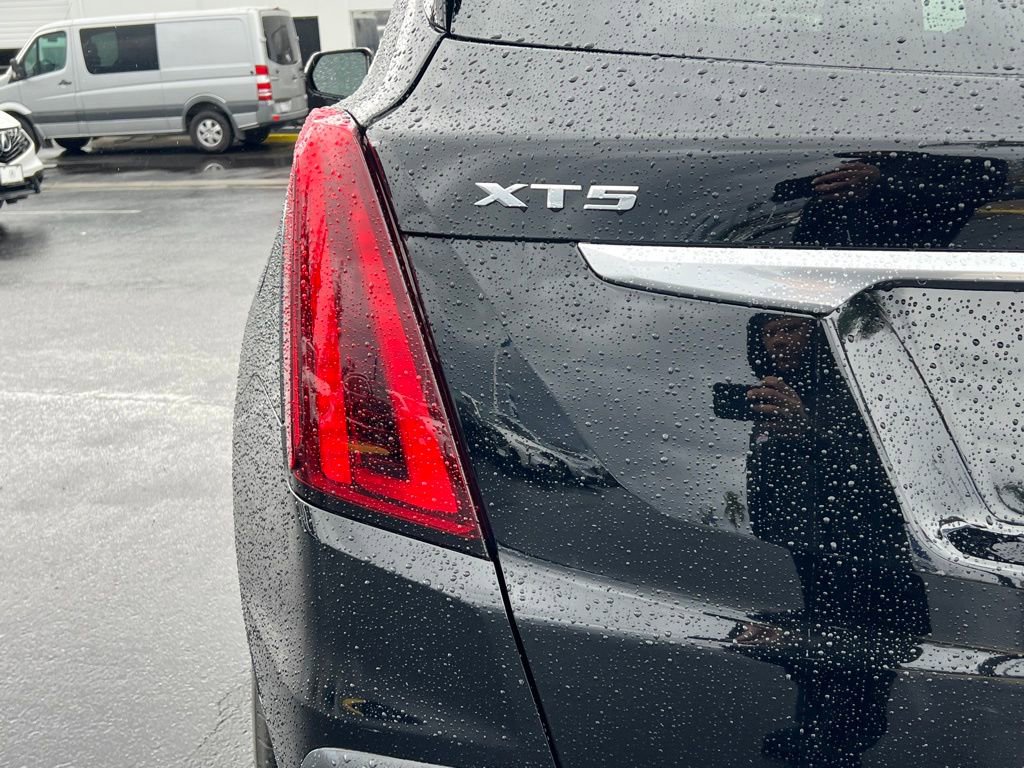Used 2023 Cadillac XT5 Luxury image 9