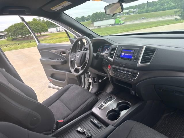 Used 2020 Honda Passport Sport image 17