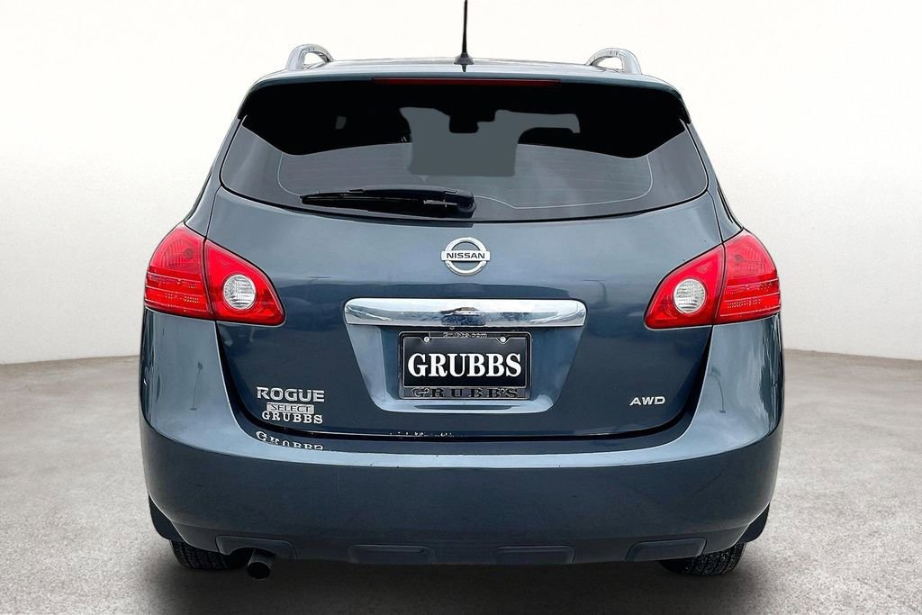 Used 2014 Nissan Rogue S w/ Convenience Package AWD/4WD image 6