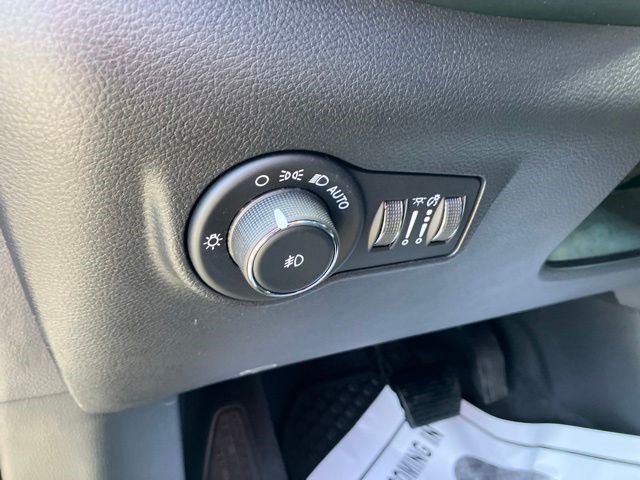 New 2026 Jeep Compass Latitude AWD/4WD image 14