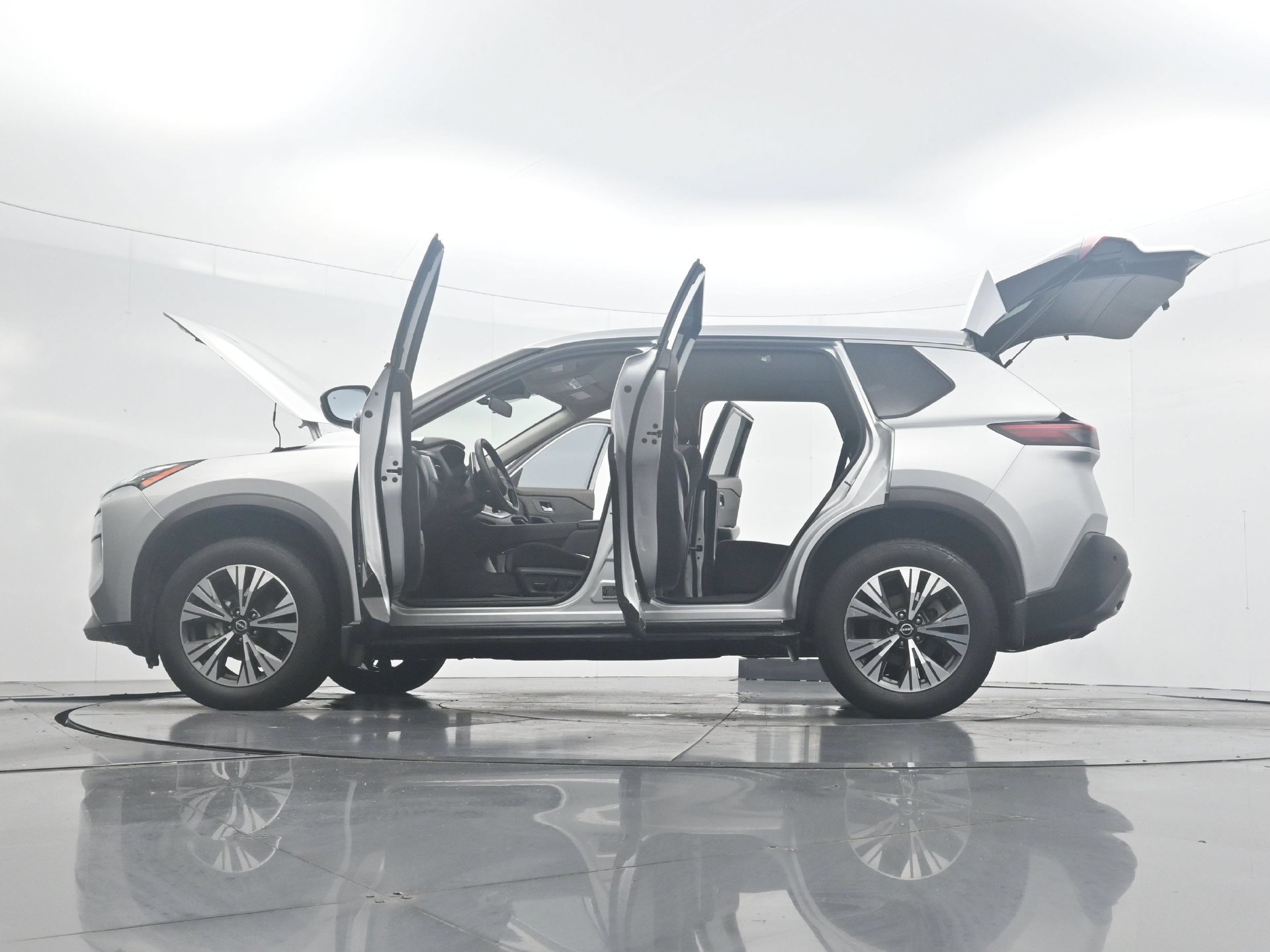 Used 2023 Nissan Rogue SV FWD image 44