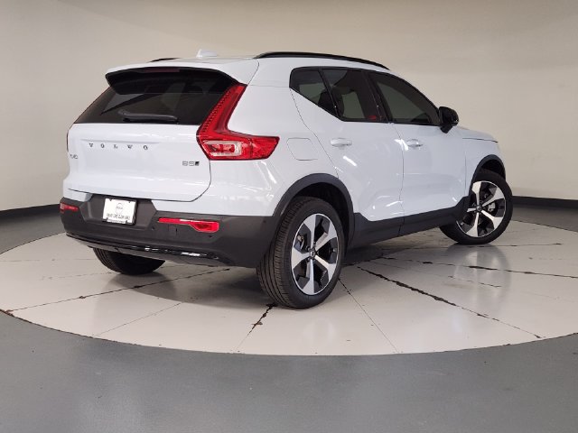 Certified 2026 Volvo XC40 B5 Plus w/ Protection Package Premier AWD/4WD image 2