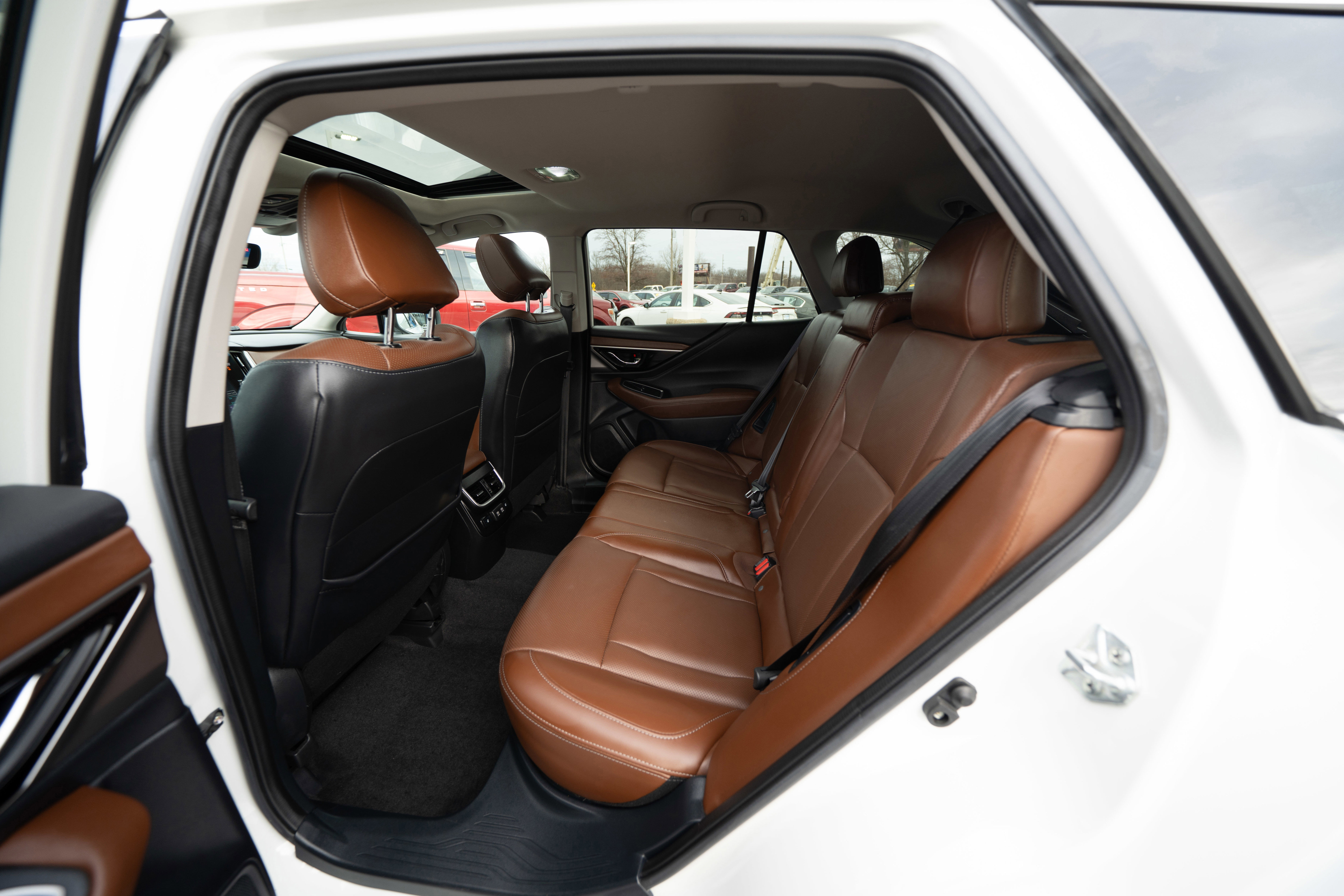 Used 2021 Subaru Outback Touring w/ Popular Package #2 image 23