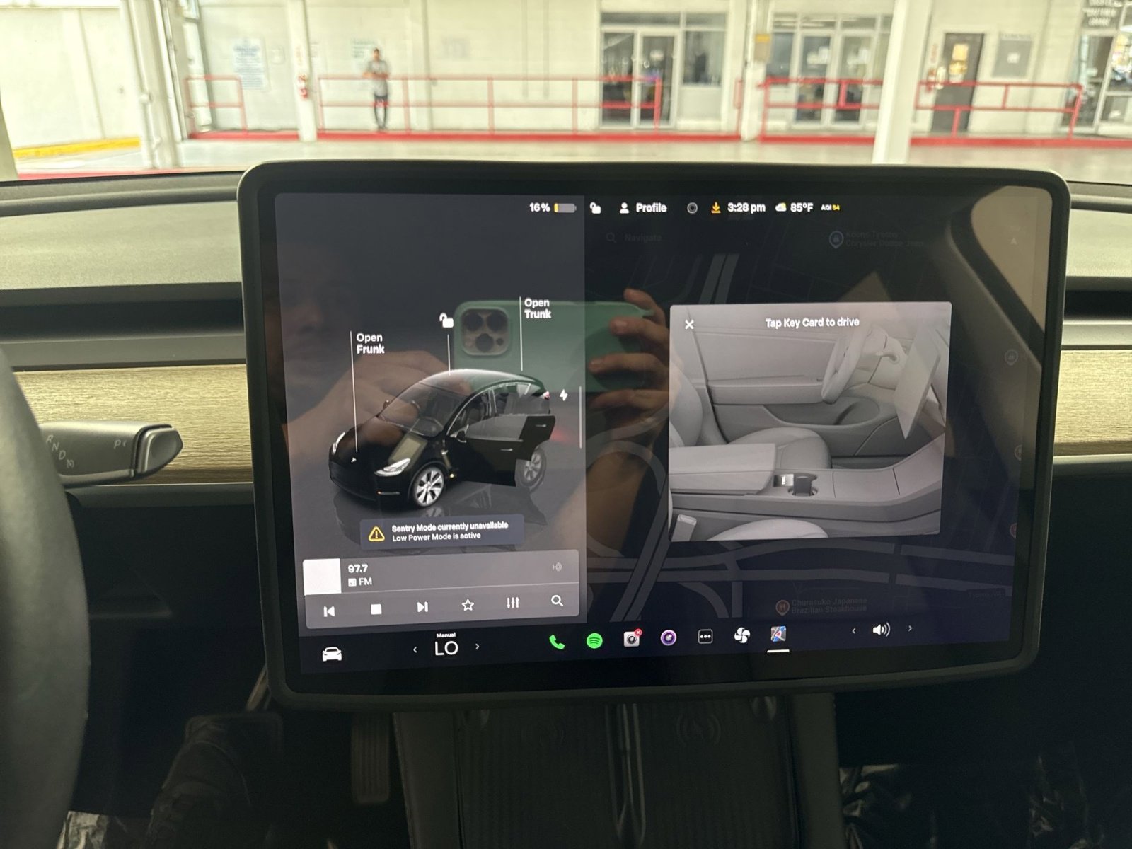 Used 2024 Tesla Model Y Long Range image 18