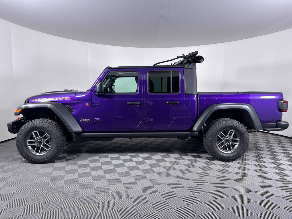 New 2026 Jeep Gladiator Mojave w/ Steel Bumper Group AWD/4WD image 14