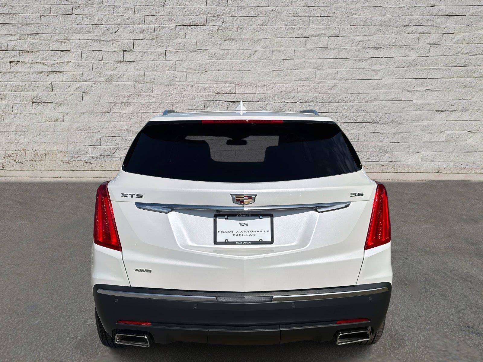 Used 2018 Cadillac XT5 Premium Luxury image 4