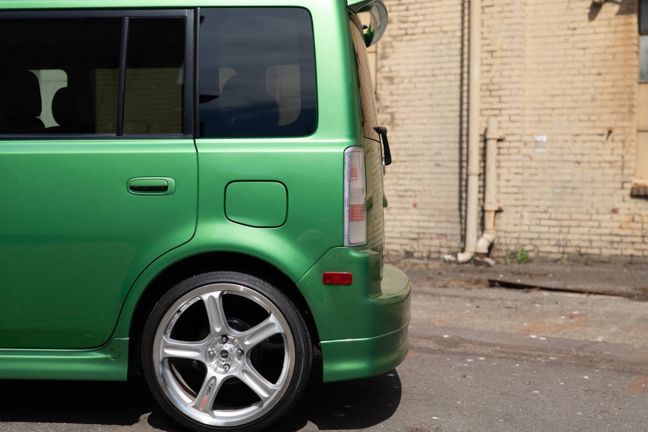 Used 2006 Scion xB FWD image 32
