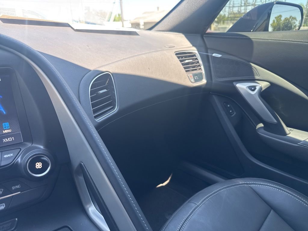 Used 2014 Chevrolet Corvette Stingray Coupe RWD image 34