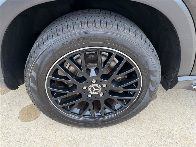 Used 2020 Mercedes-Benz GLE 350 4MATIC image 26
