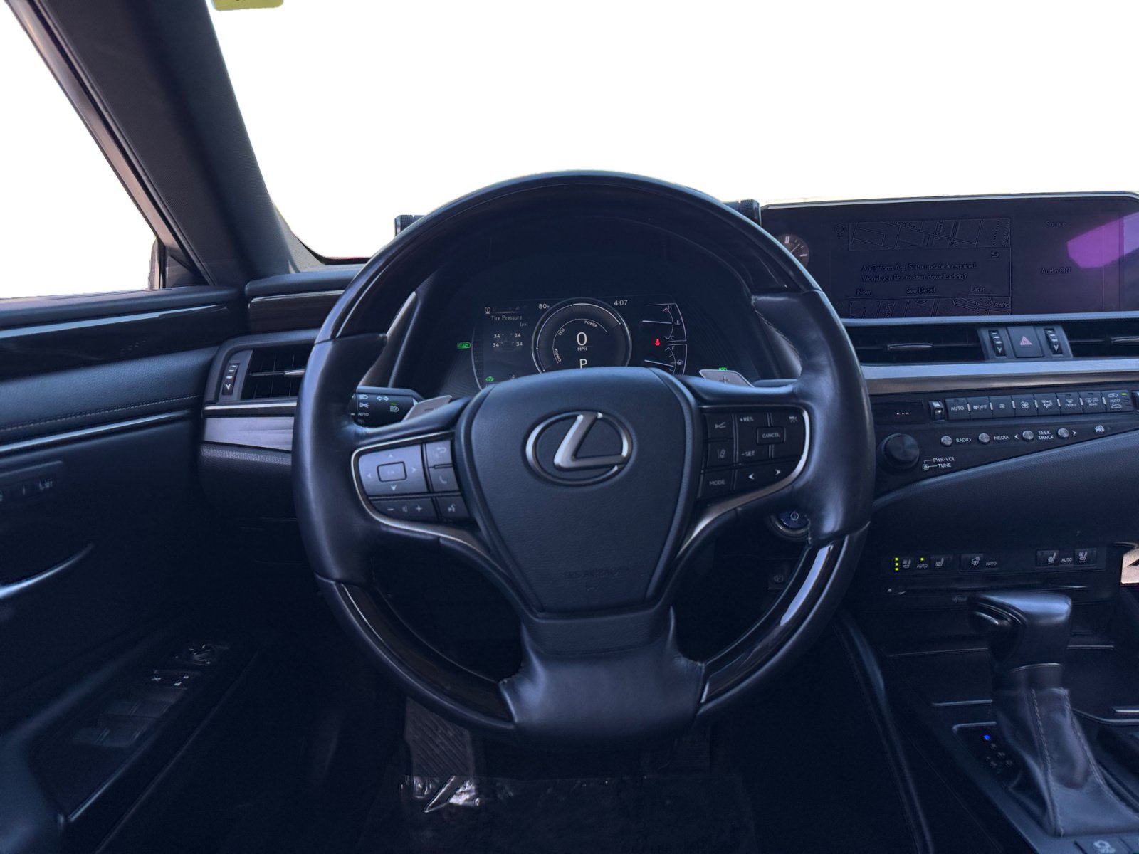 Used 2019 Lexus ES 300h FWD image 12