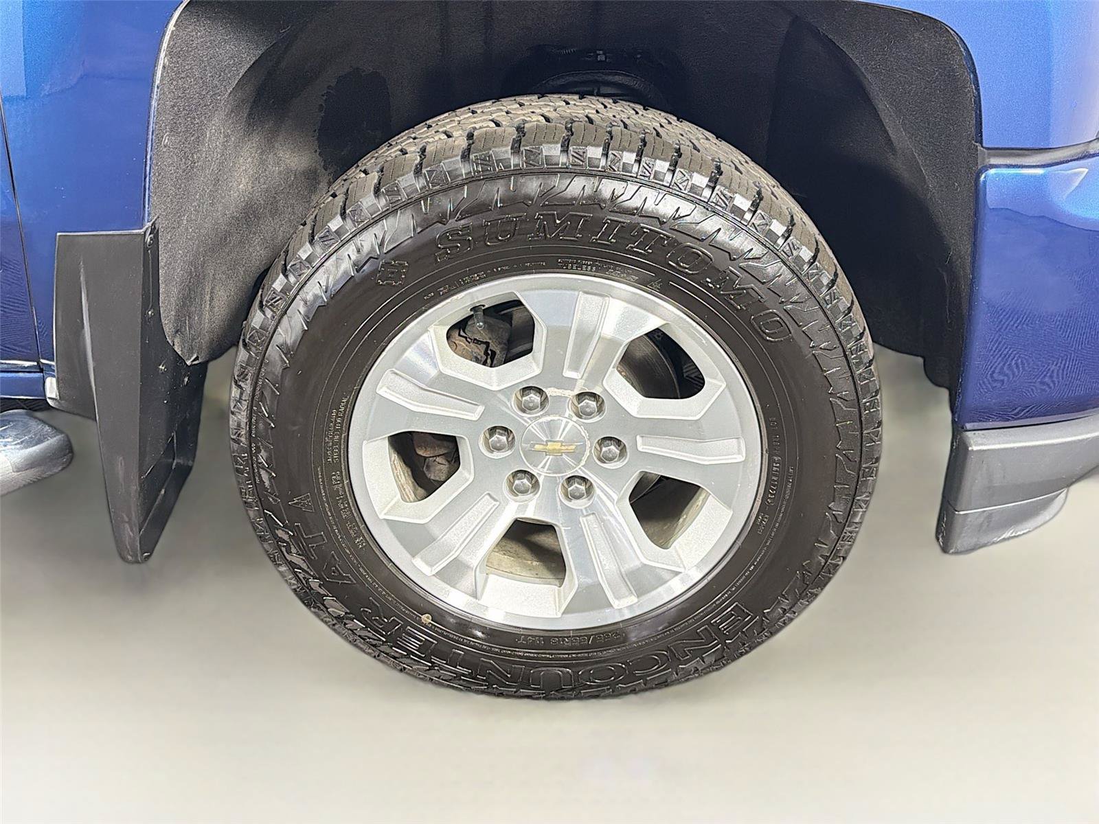 Used 2018 Chevrolet Silverado 1500 LT w/ All Star Edition AWD/4WD image 36