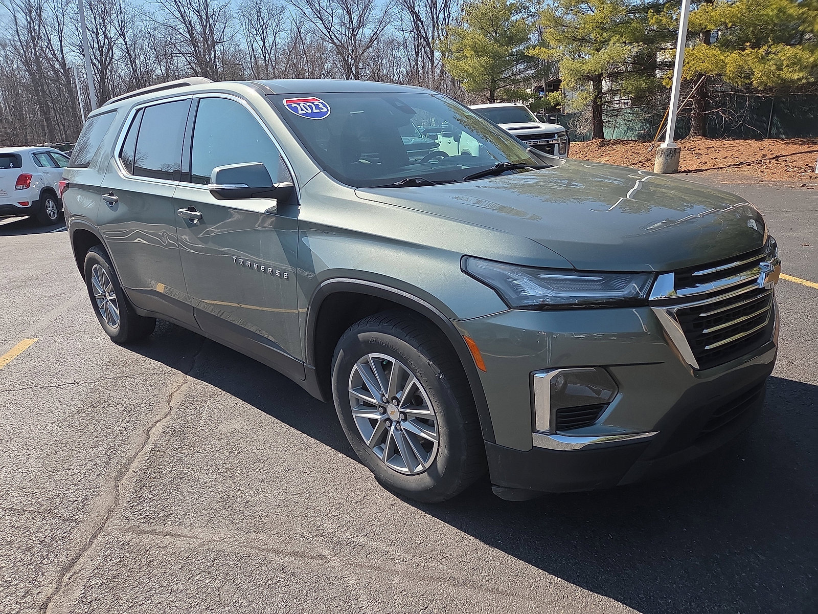 Used 2023 Chevrolet Traverse LT video 1