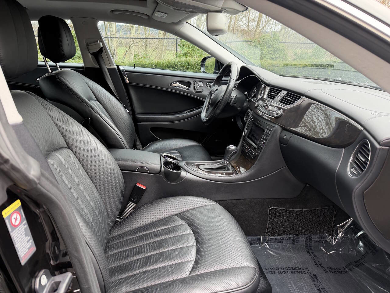 Used 2011 Mercedes-Benz CLS 550 image 14