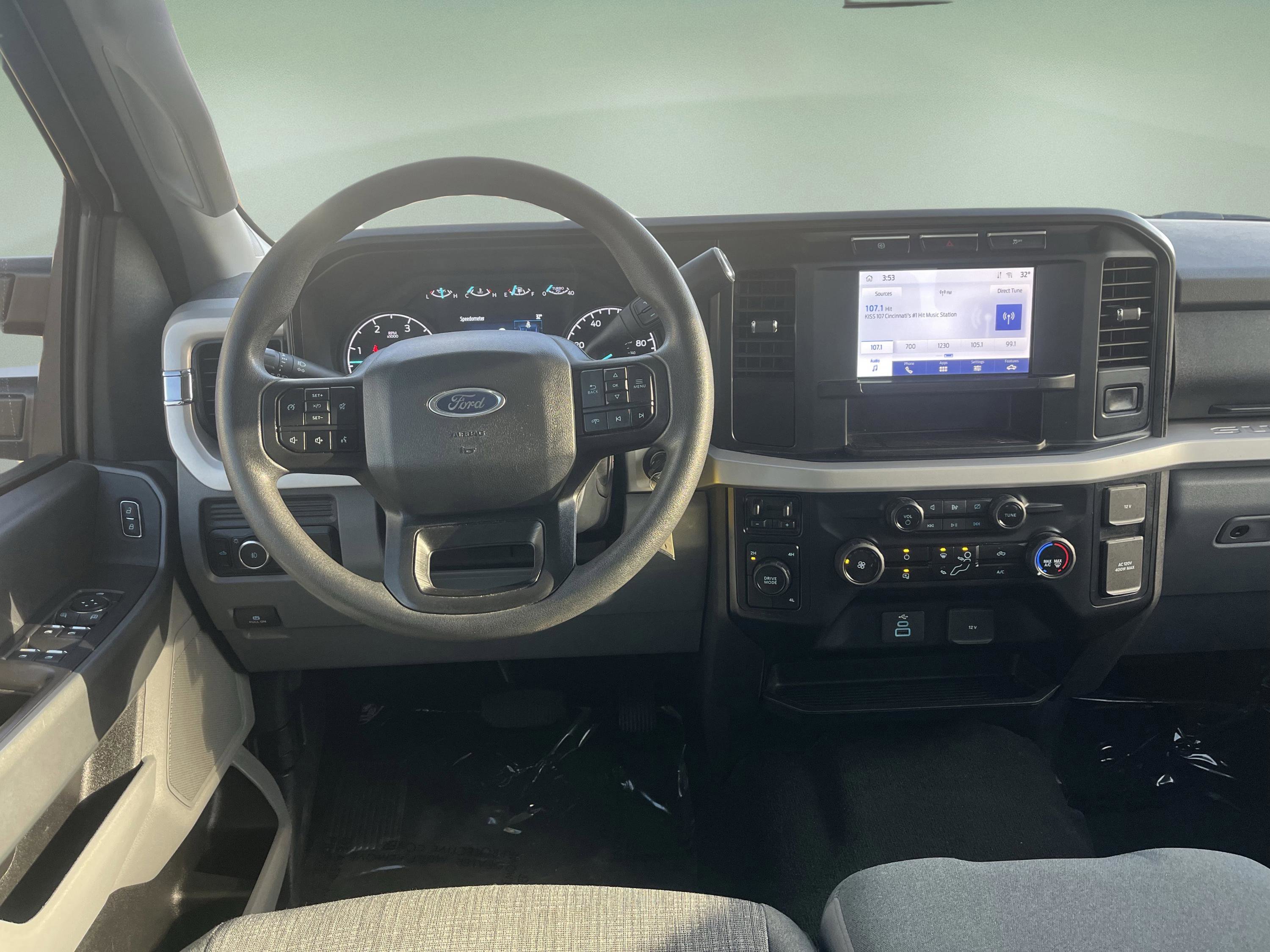 Used 2024 Ford F250 XLT image 29