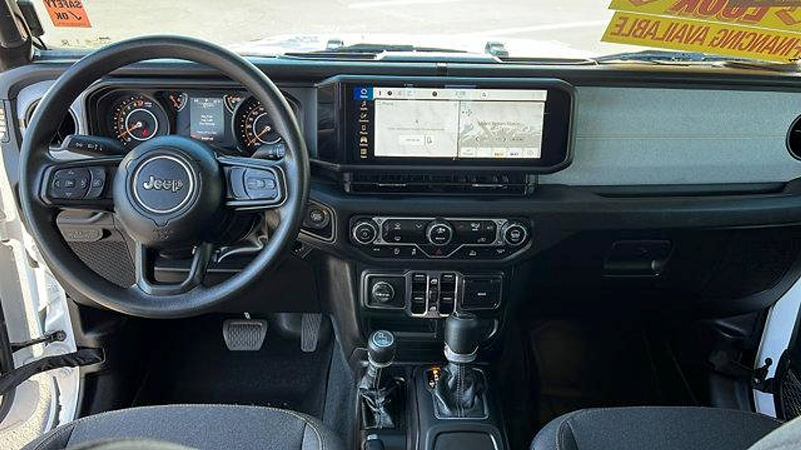 Used 2025 Jeep Gladiator Sport image 16