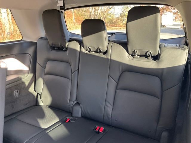 New 2025 Nissan Pathfinder SV AWD/4WD image 14