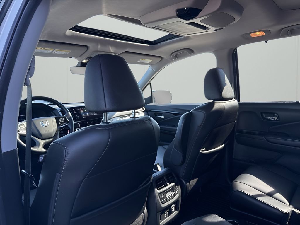 Used 2022 Honda Pilot Elite image 12