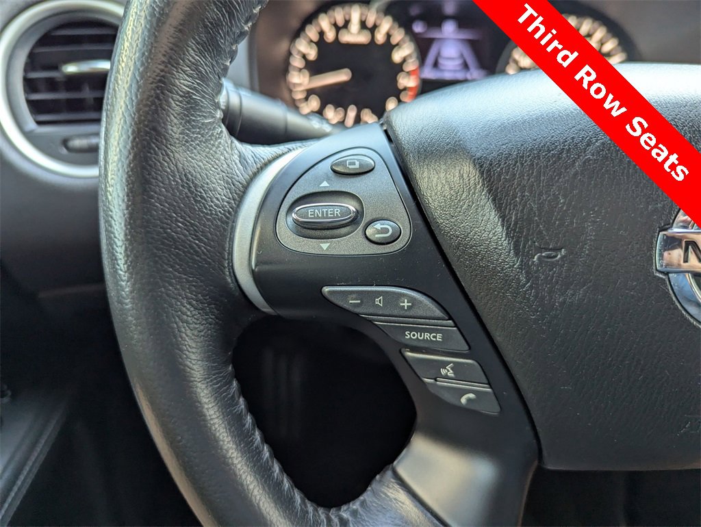 Used 2020 Nissan Pathfinder SV image 21