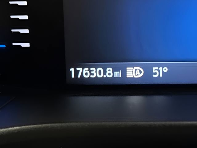 Used 2024 Ford Escape ST-Line image 16