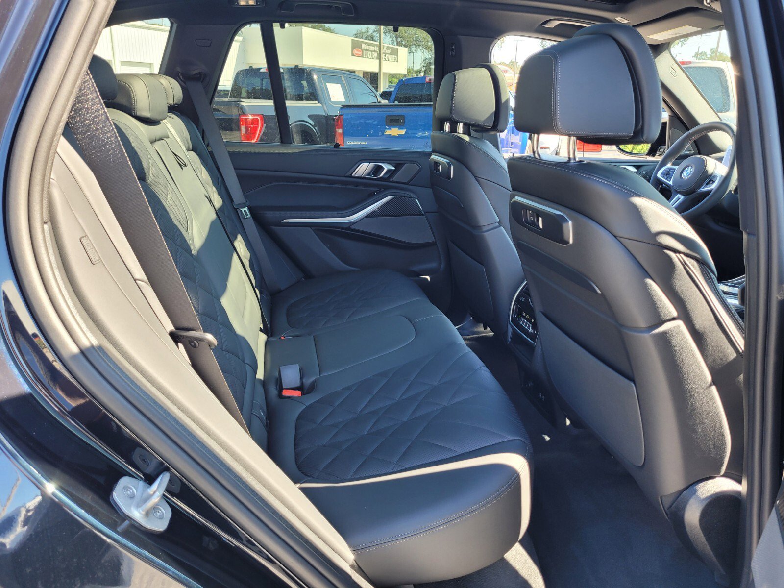 New 2026 BMW X5 M60i image 16