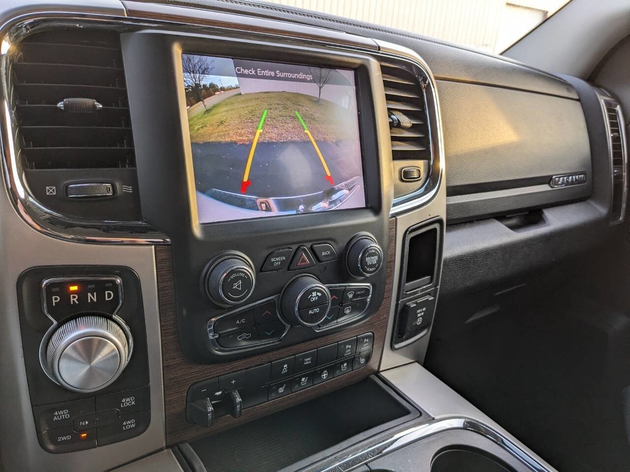 Used 2016 RAM 1500 Laramie w/ Convenience Group AWD/4WD image 34