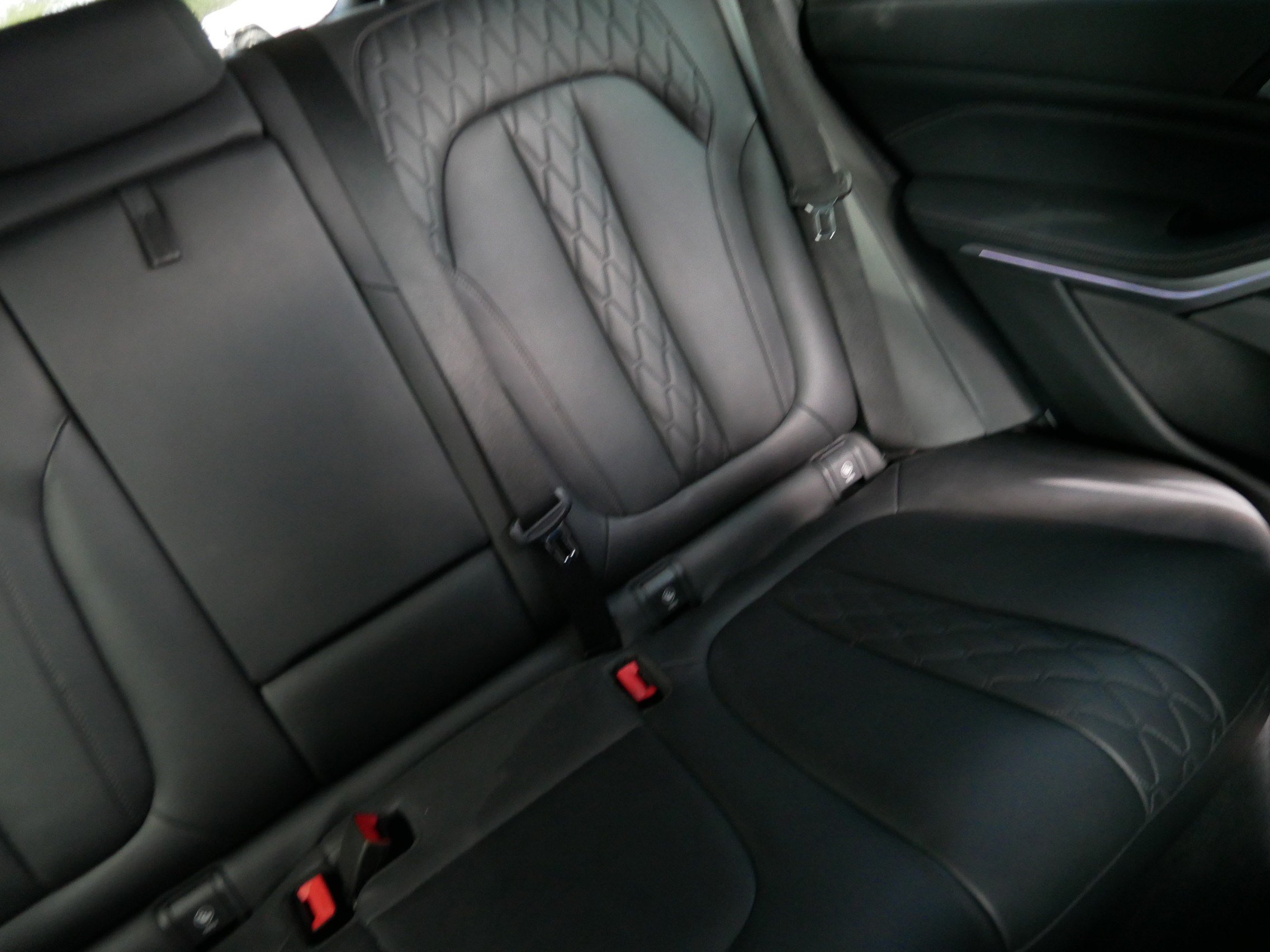 Used 2022 BMW X5 M50i w/ Executive Package AWD/4WD image 14