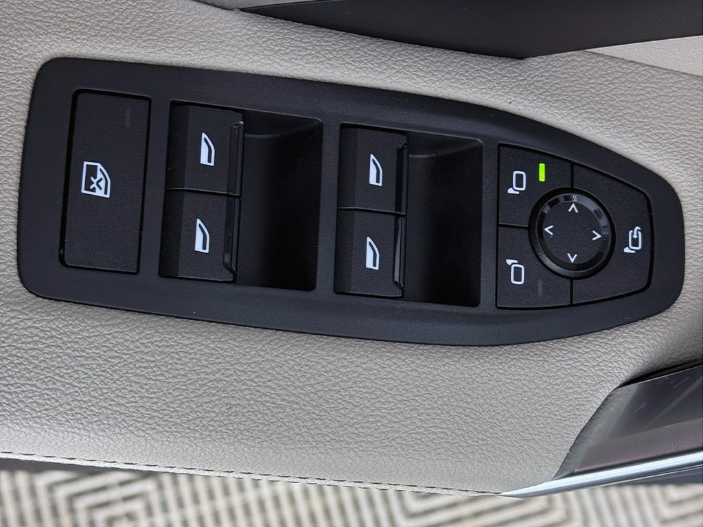 Used 2023 BMW X1 xDrive28i w/ Convenience Package image 32