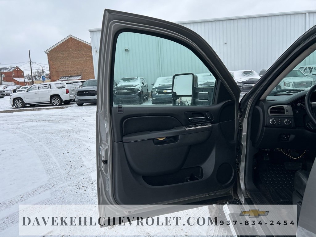 Used 2013 Chevrolet Silverado 2500 LTZ image 8